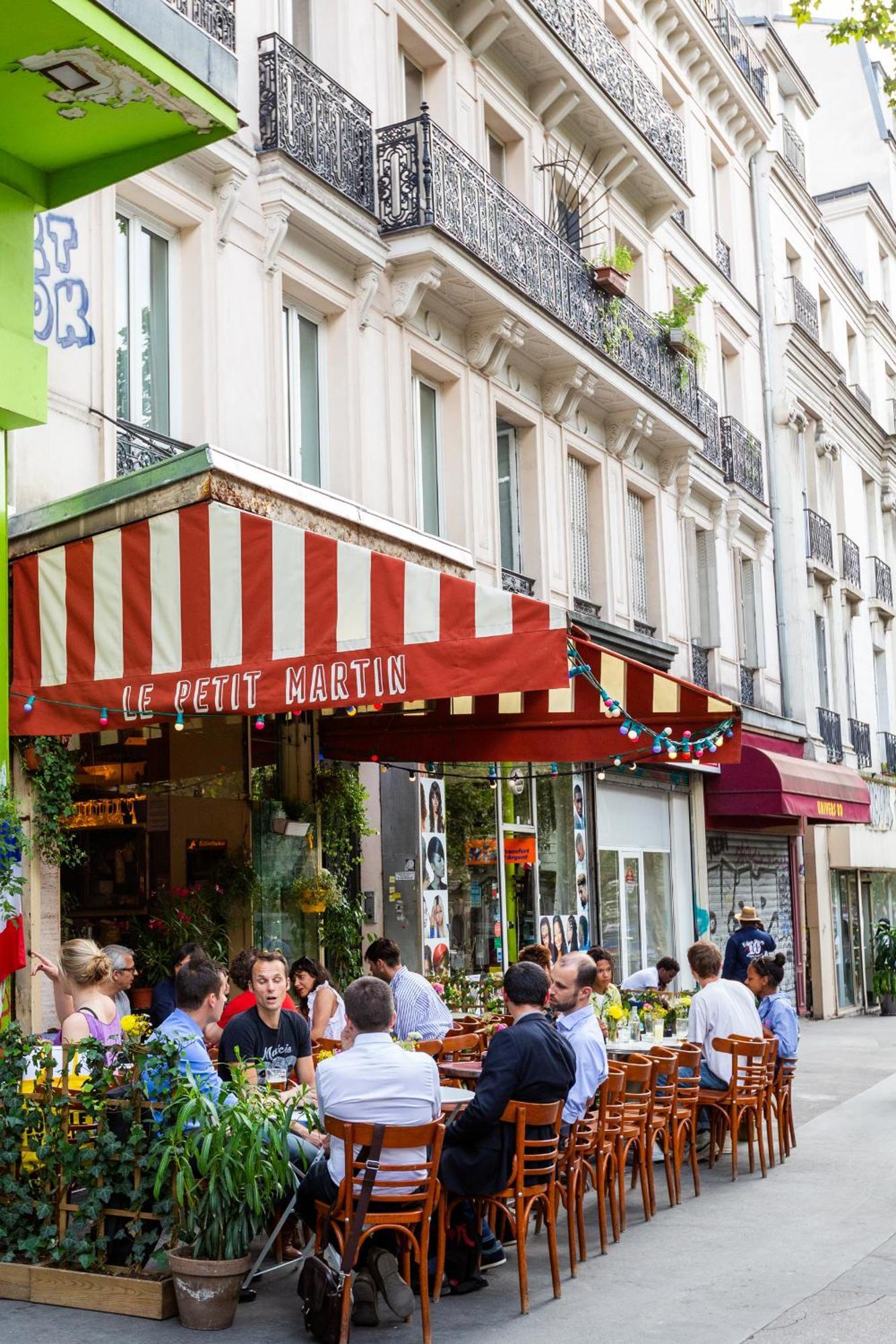 Veeve - Flowers In Saint-Martin París Exterior foto
